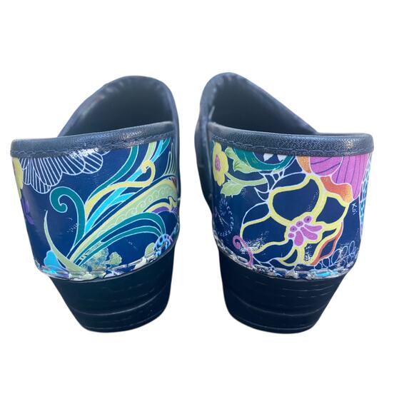 Sanita Womens Patent Leather Clogs EU 35 US 4 Navy Blue Butterfly Work Shoes - Picture 8 of 15